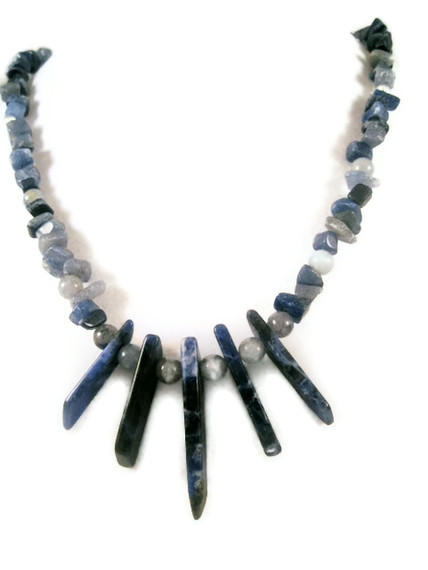 Necklace, Denim Lapis And Lapis Lazuli Fanned In Bid-like Style With Blue Sodalite Gemstone Chips